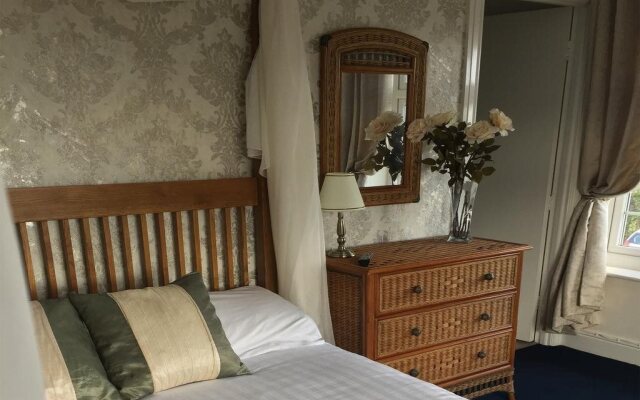 Ivanhoe Hotel
