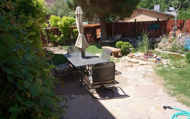 Harvest House Bed and Breakfast