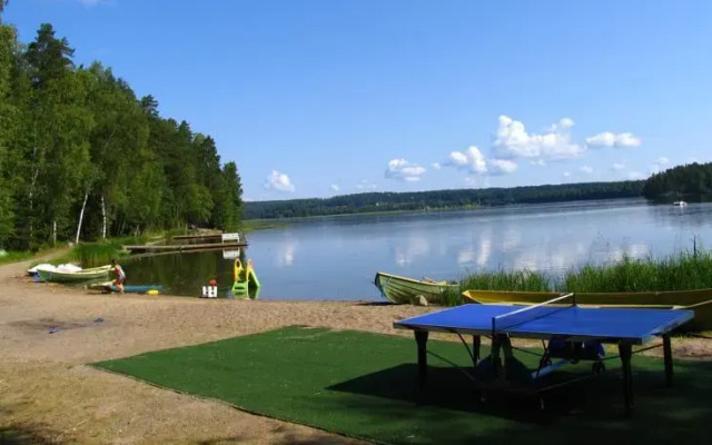 Lehmonkärki Resort