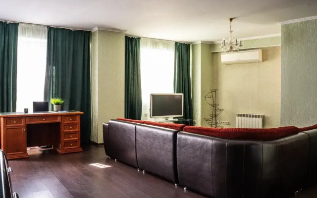 Apartments on 36 Petrashevsky Street