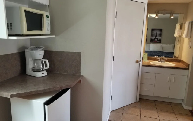 Osoyoos Lakeview Inn & Suites