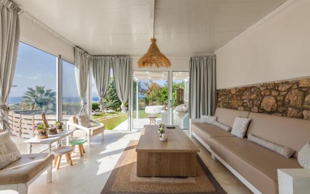 George's Island House with Plunge Pool