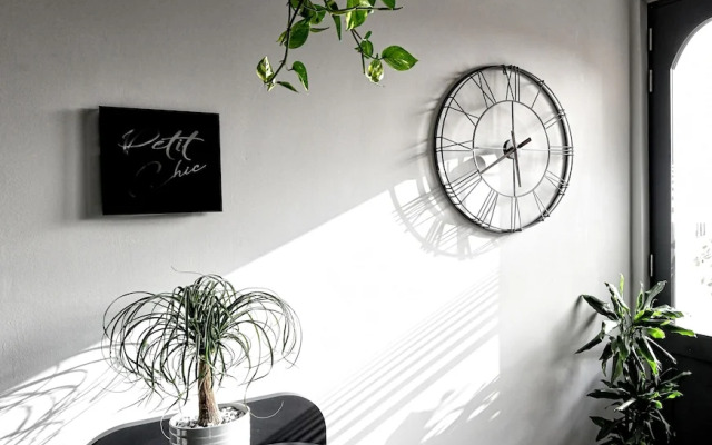 Victoria by Petit Chic