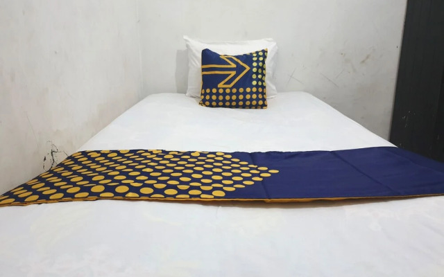 OYO Life  92842 Homestay Balearjosari