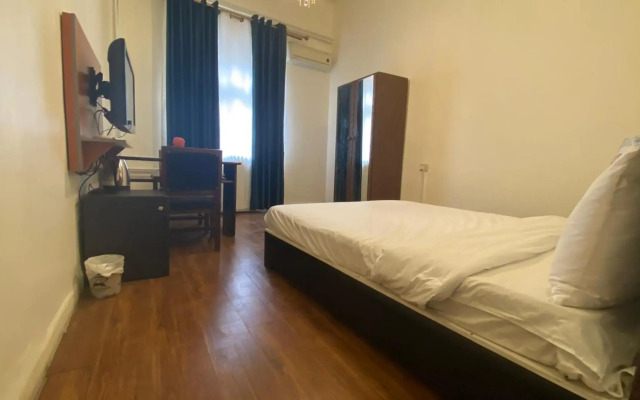 New Park Hotel