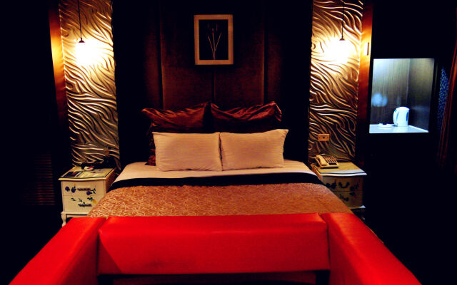 Discovery Motel - Tucheng