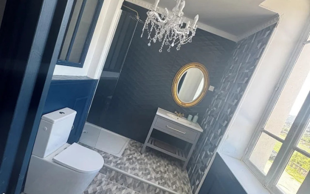 Chateau de Mont-Vert