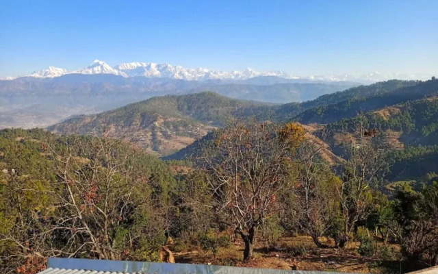 Goroomgo Homestay Kausani