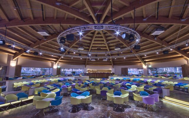 db Seabank Resort and Spa