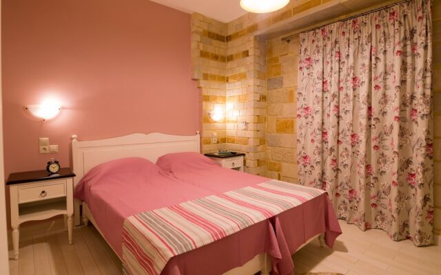 Nikolas Villas Kamilari