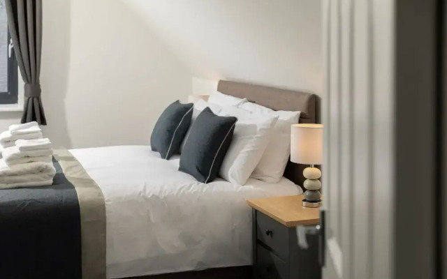 Mclaren House Seahouses