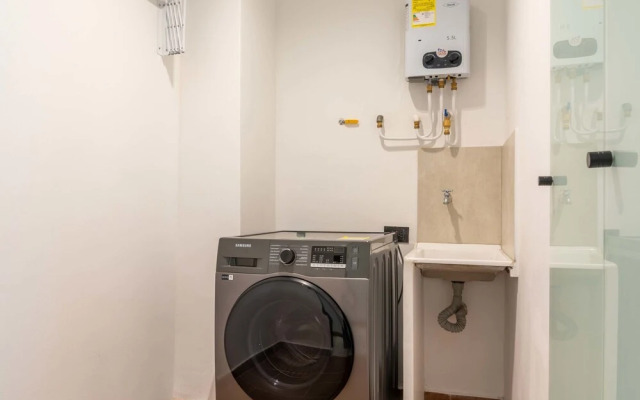 w Stunning 3BR With Terrace in Laureles