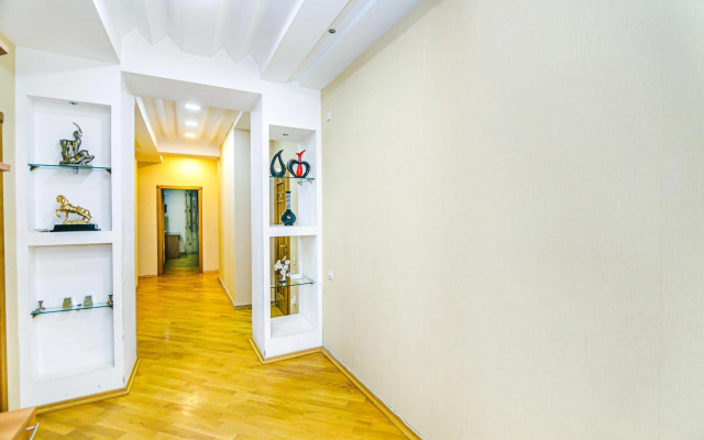 Nizami Apartment By Baku Housing