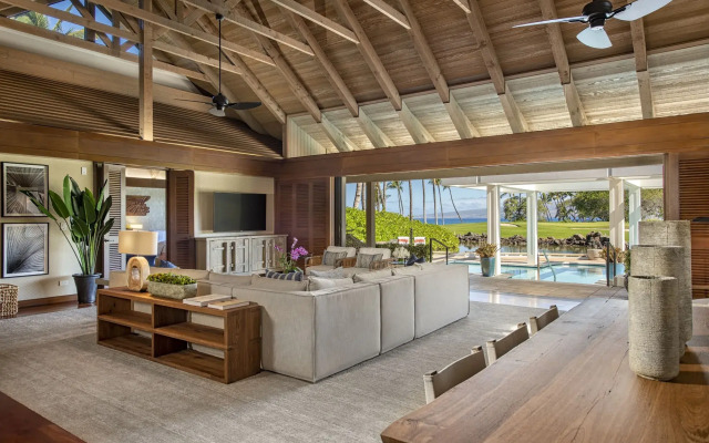 Mauna Lani, Auberge Resorts Collection