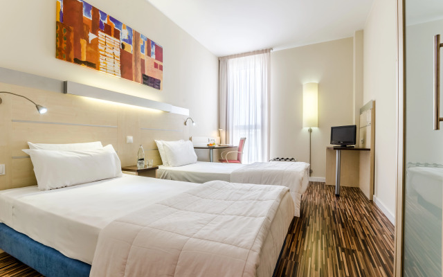 Hotel YIT Ciudad De Zaragoza