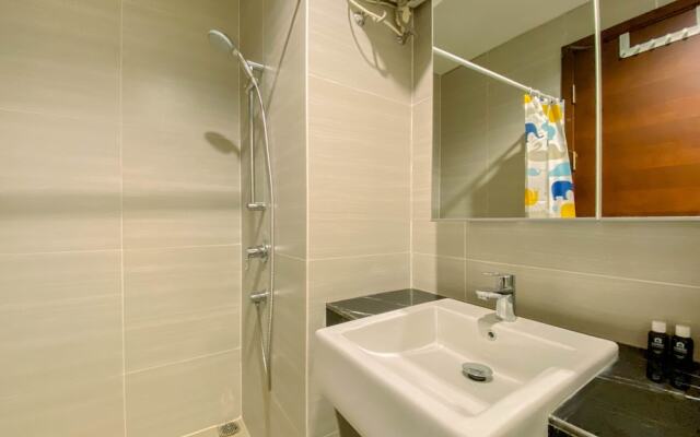 Cozy Studio Room At West Vista Apartment