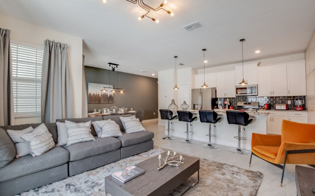 Lullaby Lane Villa Storey Lake