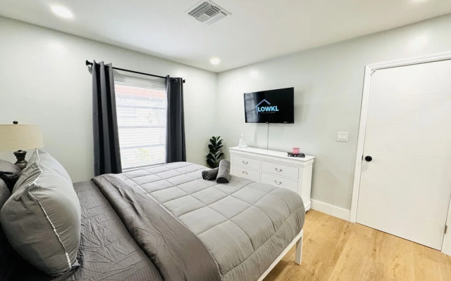 Progresso Apartments & Homes by Lowkl