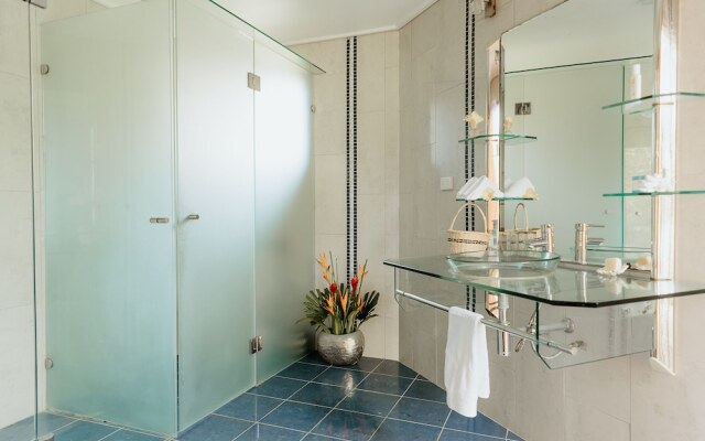 La Dolce Vita Holiday Villas