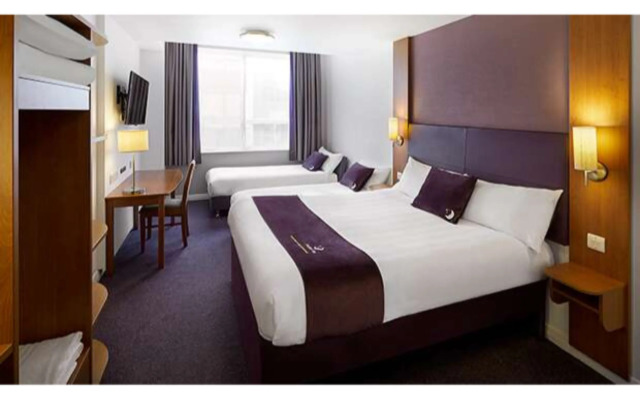Premier Inn Southampton West Quay