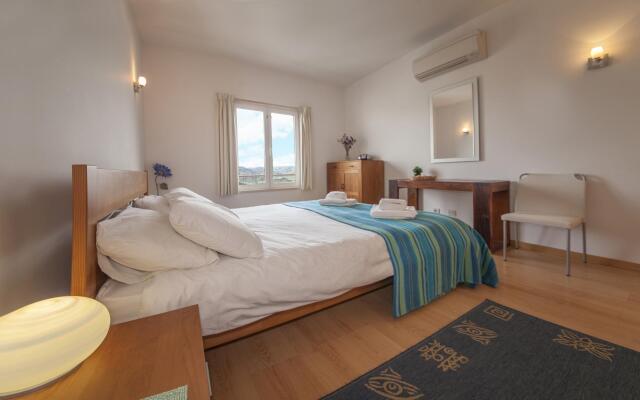 B40 - Marina View Apartment