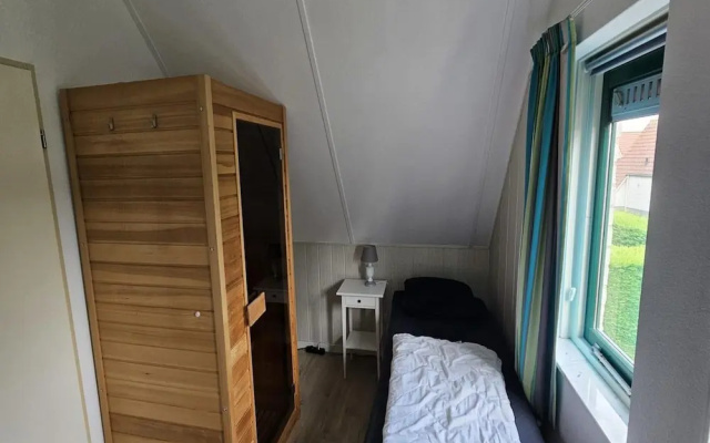 Modern Beach Retreat - Sauna