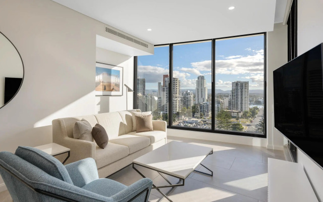 Meriton Suites Surfers Paradise