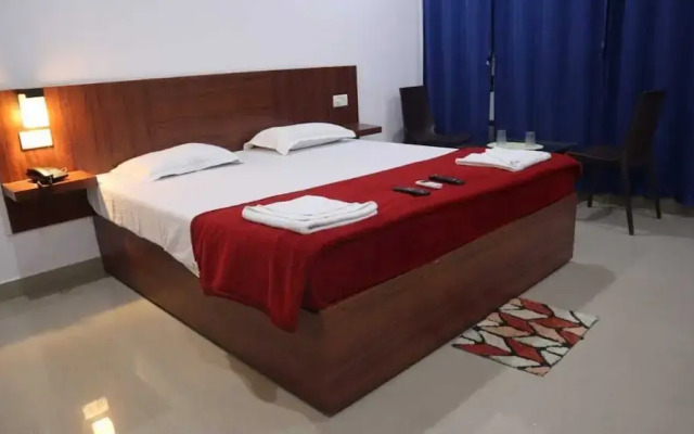 Hotel Exotica Squares Beach Resort