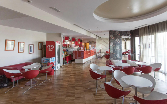 Alfagar Aparthotel