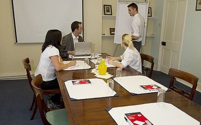 Bells Hotel and Country Club