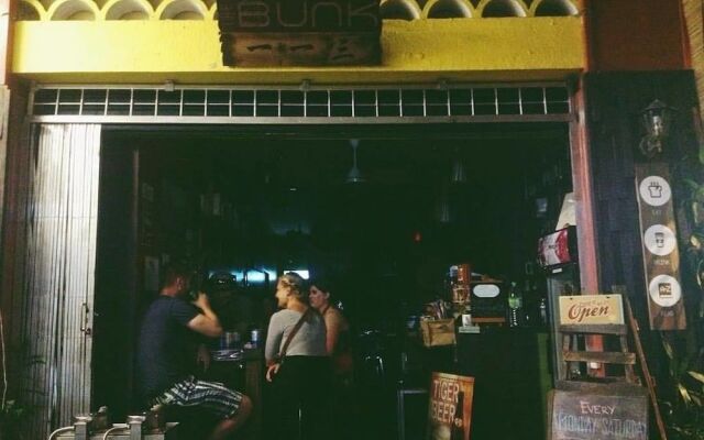 The Bunk - Hostel