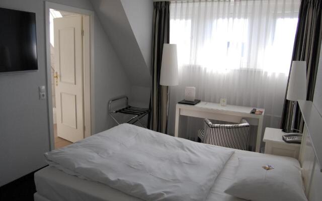 Hotel & Restaurant Schönau