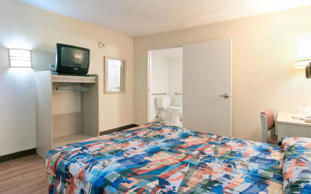 Motel 6 Tempe, AZ - Broadway - ASU