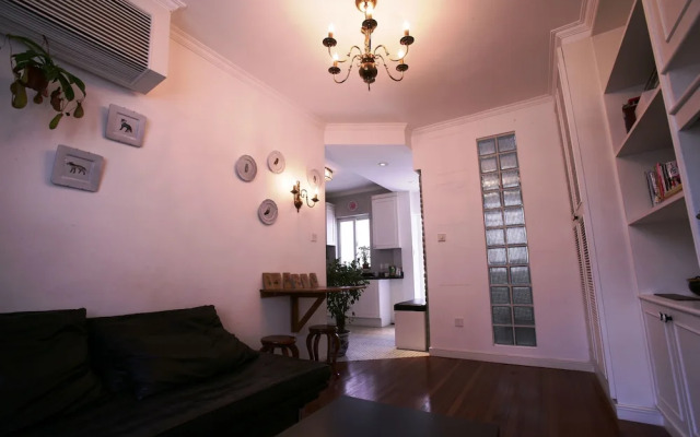 Wonderland Yuyuan Rd Designer's Homestay