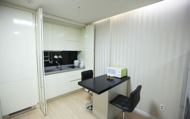 Stay and Home Residence