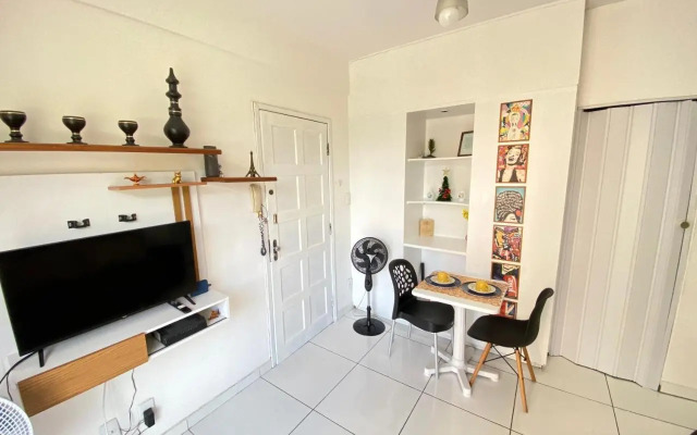 Apartamento em frente a Praia da Pituba Salvador