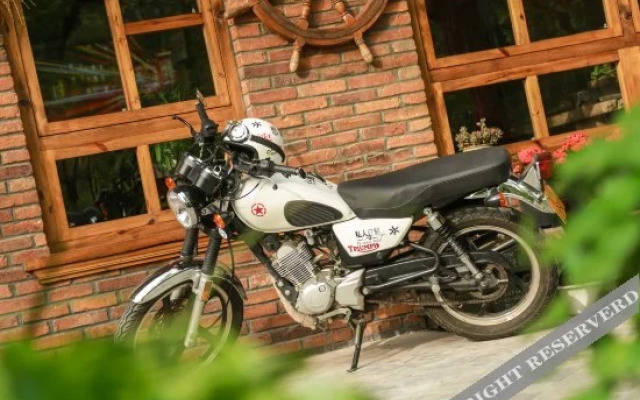 Xiandu Songge Xianrenju Hostel