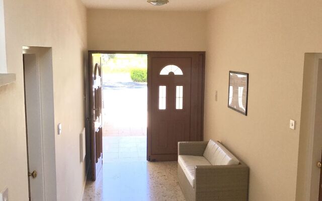 Himonas Apartments