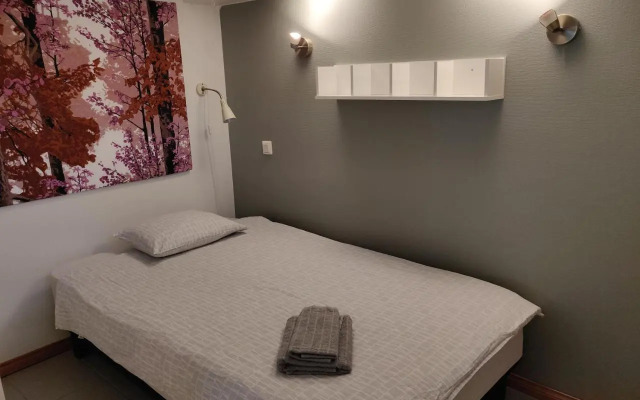 Yrjänäntie Home Apartment