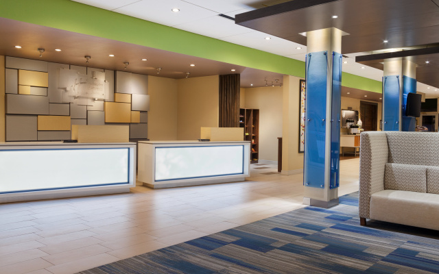 Holiday Inn Express & Suites Edinburg- Mcallen Area