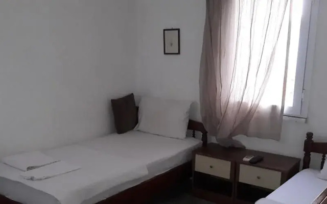 Derya Pension
