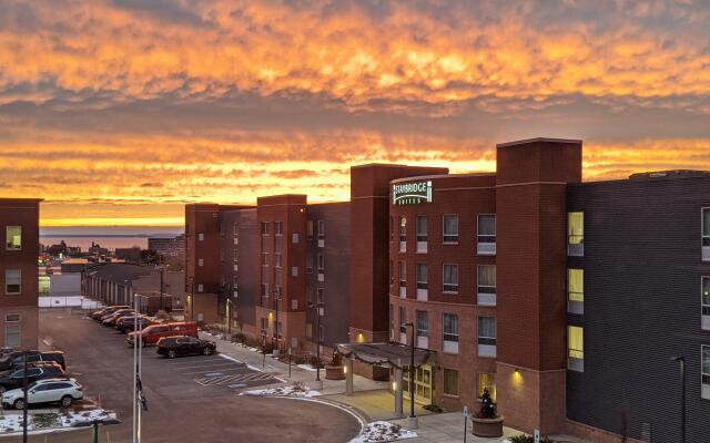 Staybridge Suites Marquette by IHG