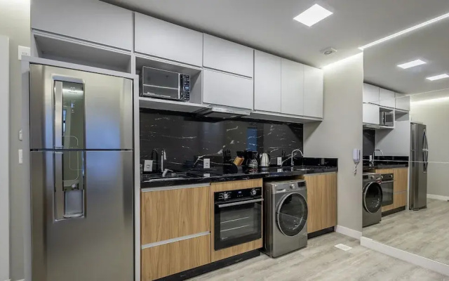IFT - Ed. Infinity Tower Flat 350m From Meia Praia