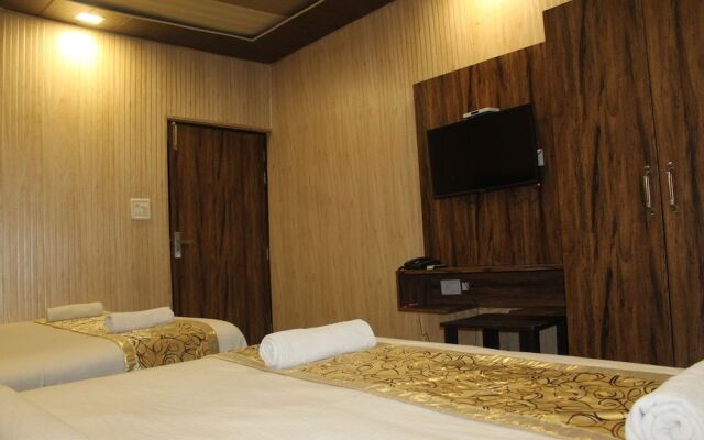 Hotel Smile Residency