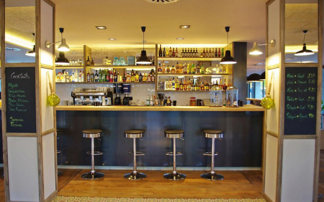 Aparthotel Arrels d'Empordà