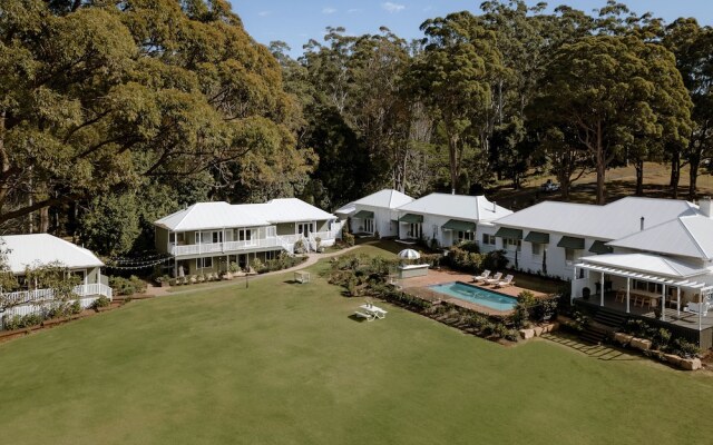 Verandah House Country Estate