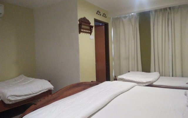 OYO 89689 Zahrin Hotel