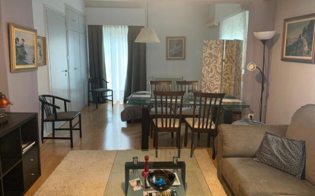 Awesome Home 3' from Metro (M3) Station Agia Paraskevi