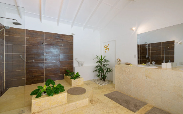 Adults Only Hacienda Terra Taina