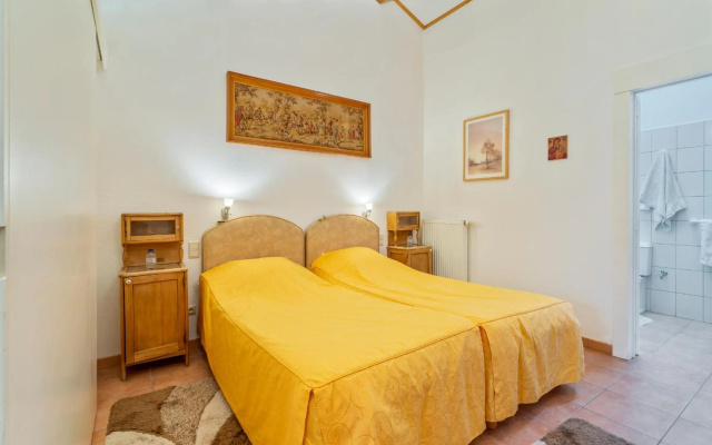 Elckerlyck Inn Hotel